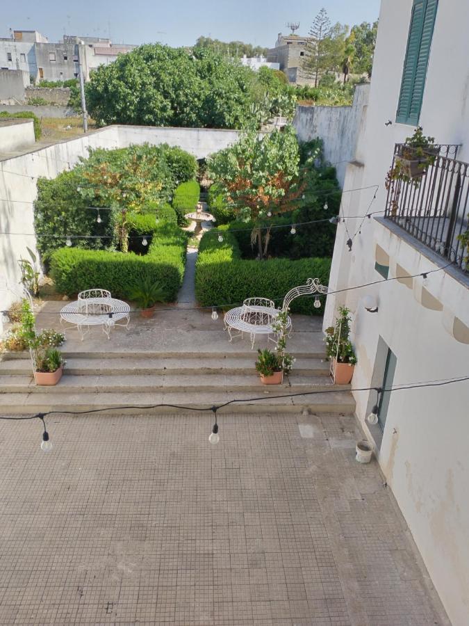 Bed and Breakfast Palazzo costantini San Donato di Lecce Esterno foto