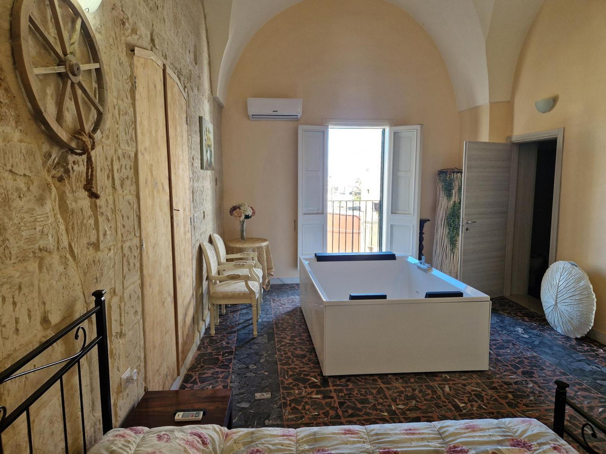 Bed and Breakfast Palazzo costantini San Donato di Lecce Esterno foto